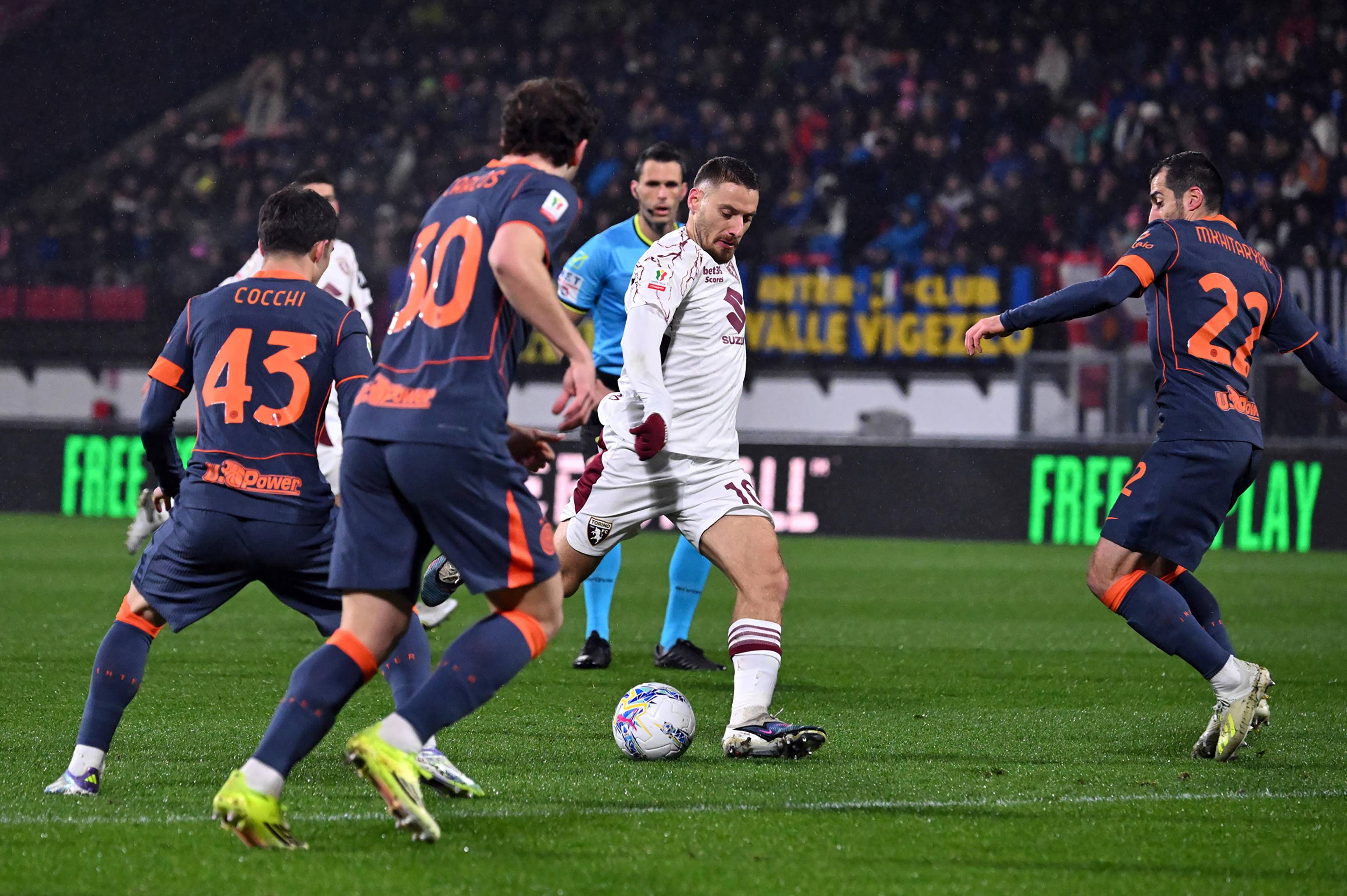 （外代二线）足球——意大利杯：国米晋级半决赛